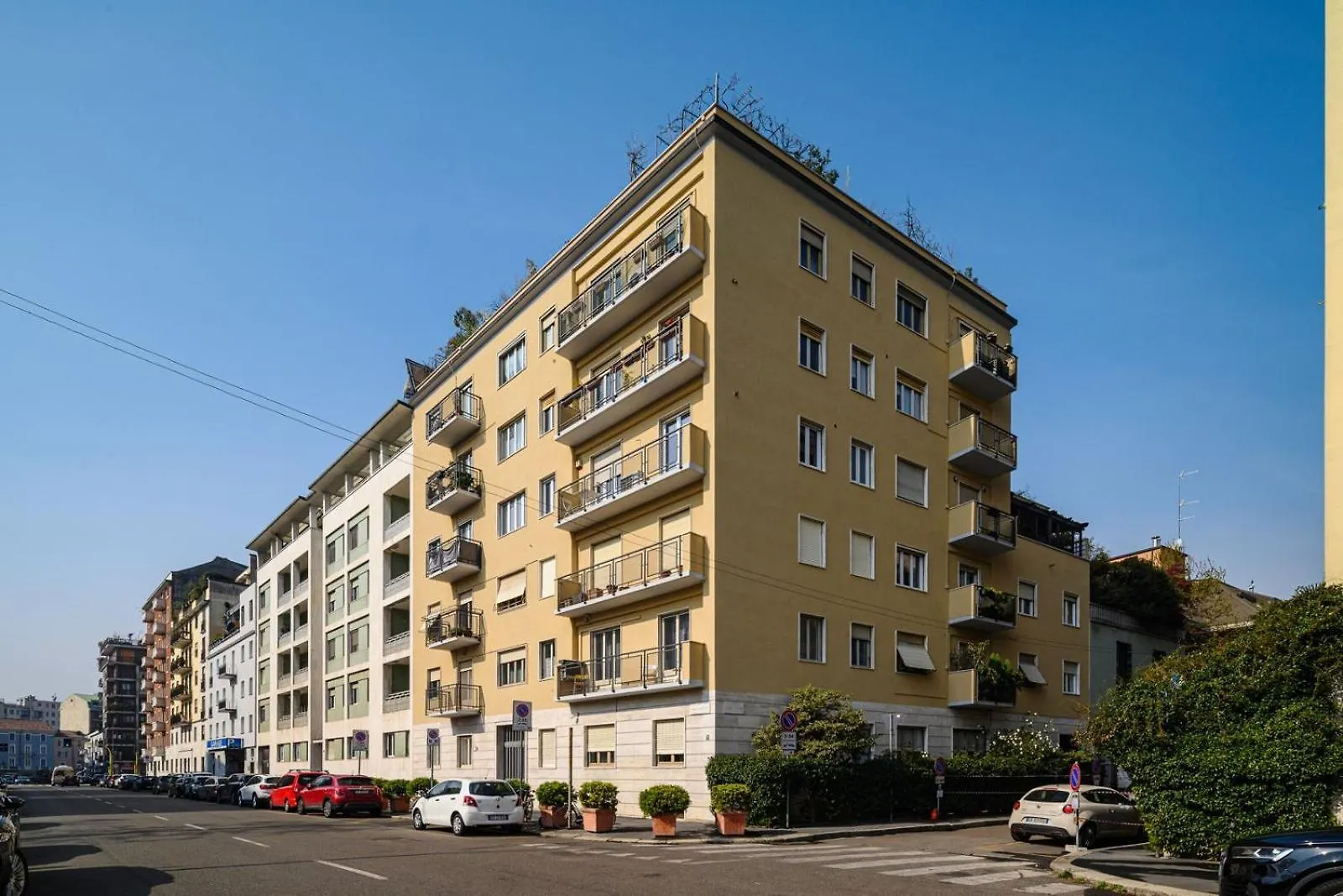 New Two Bedrooms Apartment Near Wagner Area Milão Itália